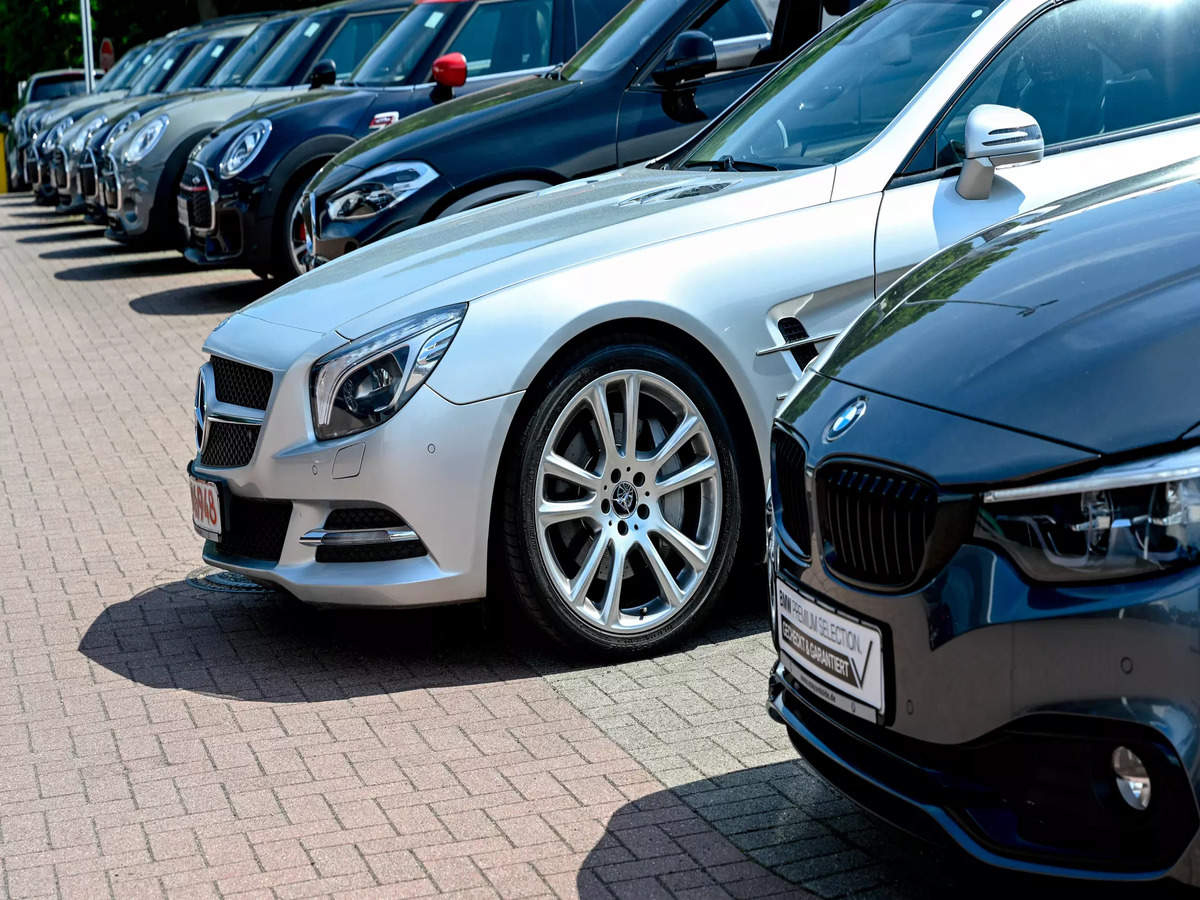 Luxury segment sees BMW surge ahead of Mercedes-Benz