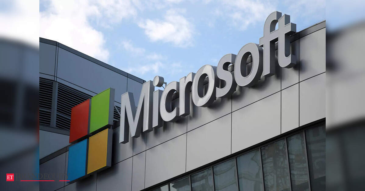 Microsoft's Copilot AI to assist field workers in their jobs Report