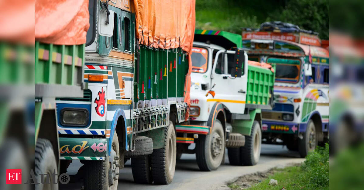 Nepal truck transporters demand ban on entry of Indian cargo vehicles - ET Auto