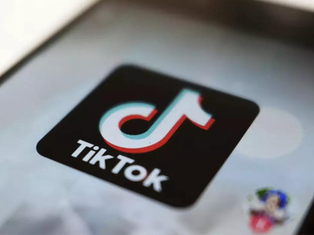 TikTok Rankles Employees With Return-to-Office Tracking Tools - The New  York Times