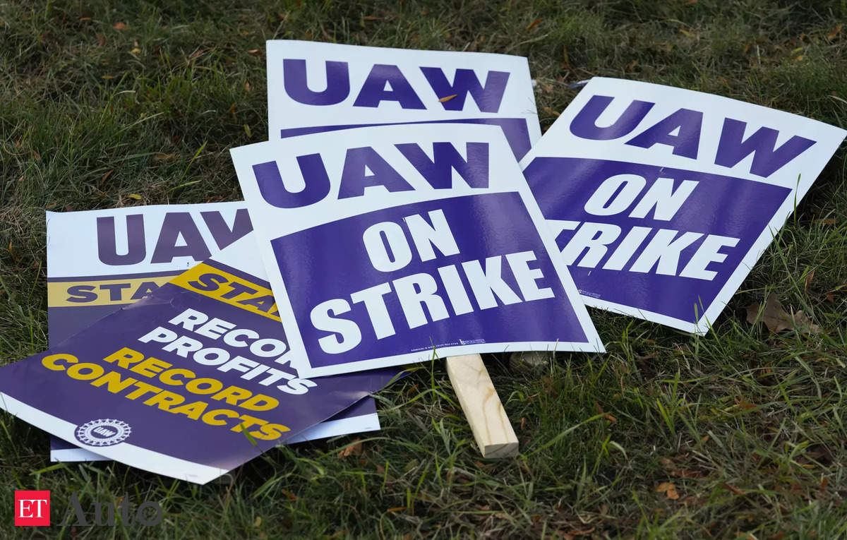 Auto Parts Supplier Dana: Dana Sees 'significant Impact' From UAW ...