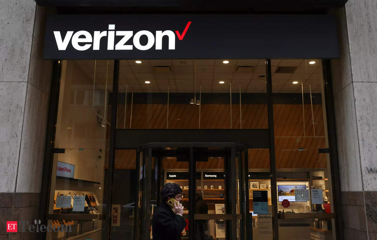 T Mobile: T-Mobile must face private antitrust lawsuit over $26 bln Sprint deal - Vimarsana News