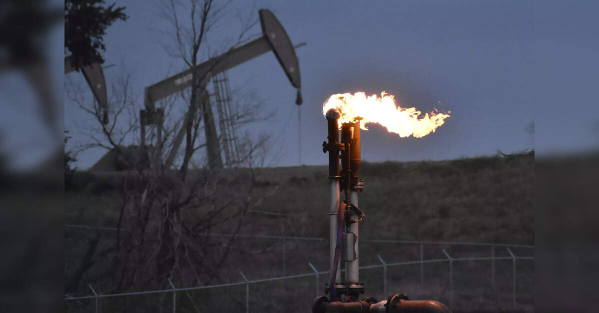 Global CO2 emissions from fossil fuels to hit record high in 2023 ...