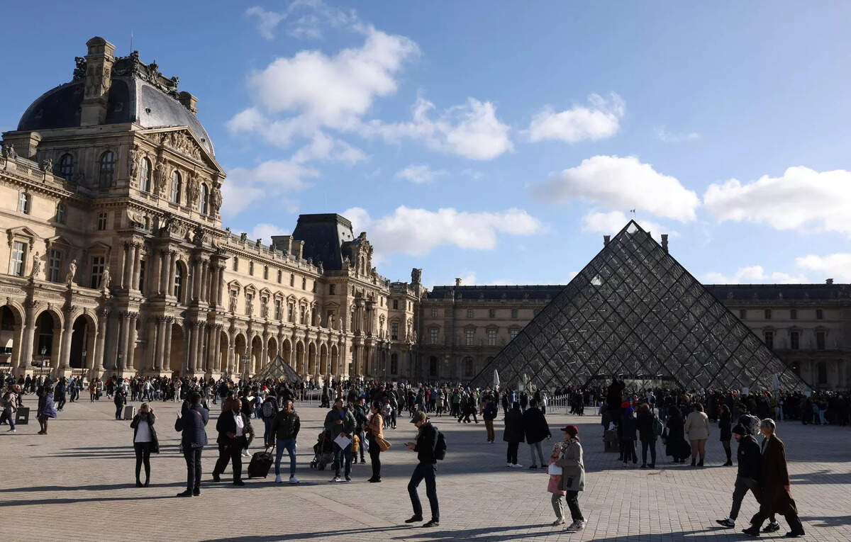Paris's Louvre museum gets pricier; to hike entrance fees by 29 in