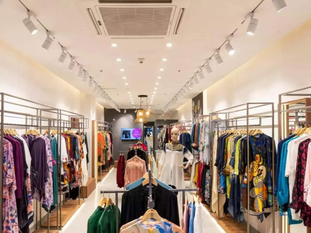 H&M may reduce size of new stores in India - The Economic Times