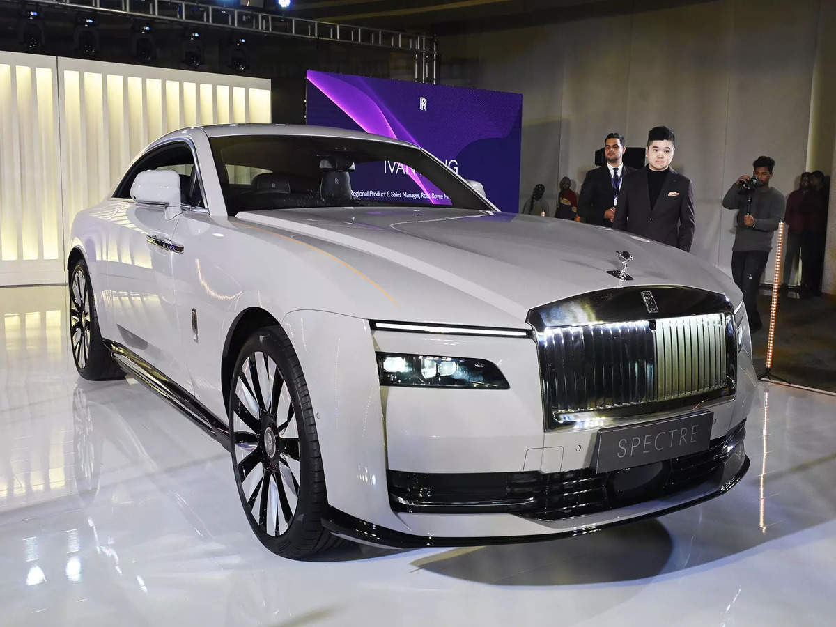 How do you buy a 2024 rolls royce