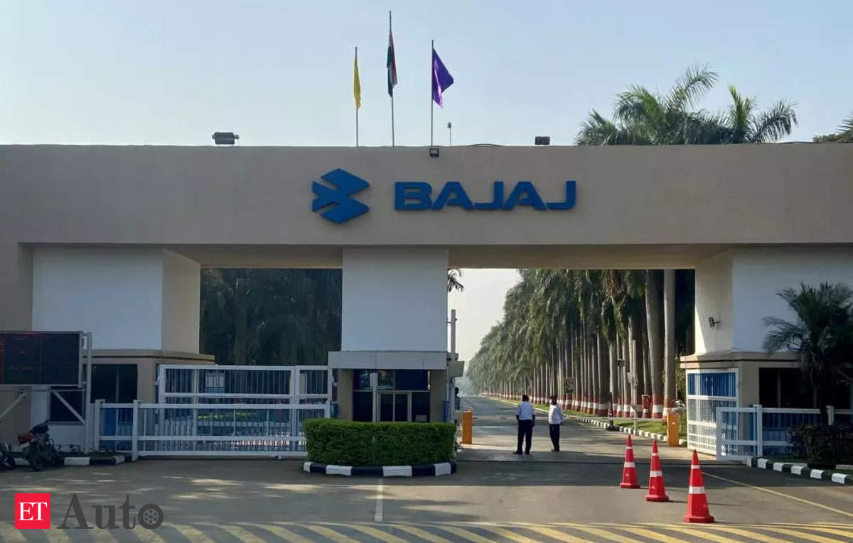 Bajaj Auto plans to ‘unlock capacities’, grow network in Q4, ET Auto