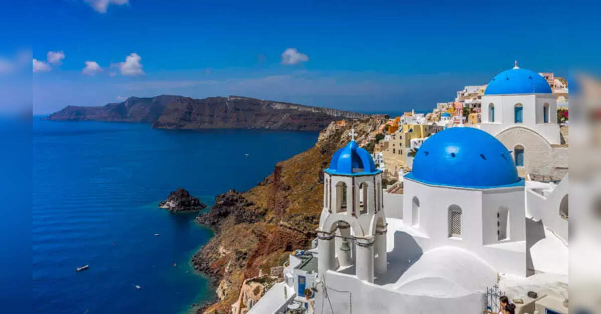 Greece Tourism: Greece posts new tourism record in 2023 despite fires ...