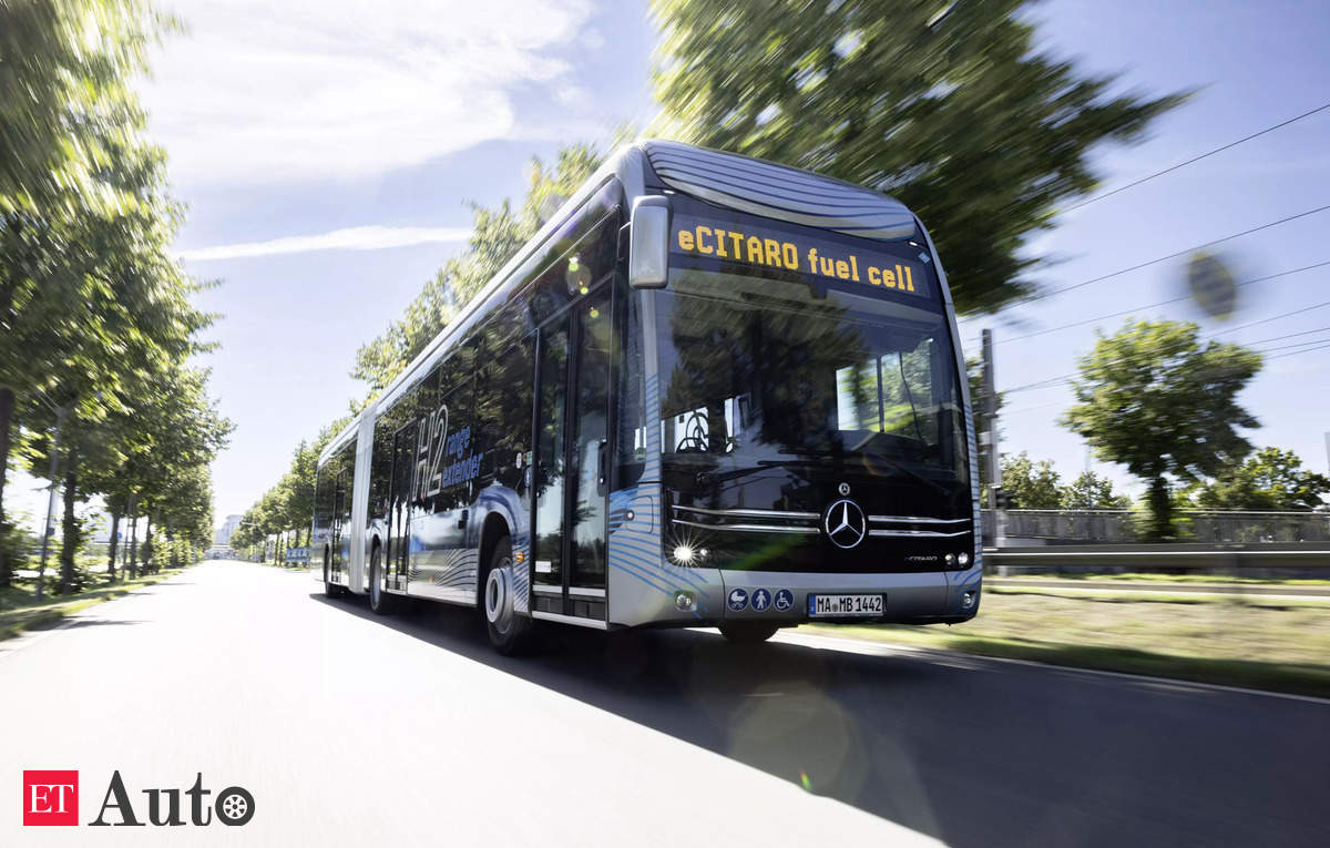 Daimler Buses To Showcase Ecitaro G Fuel Cell Bus At Mobility Move