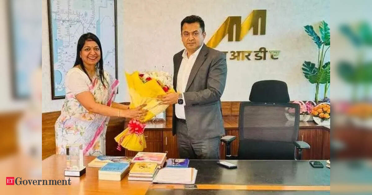 Rubal Prakhar Agarwal IAS MD MMMOCL: Rubal Prakhar Agarwal takes charge ...