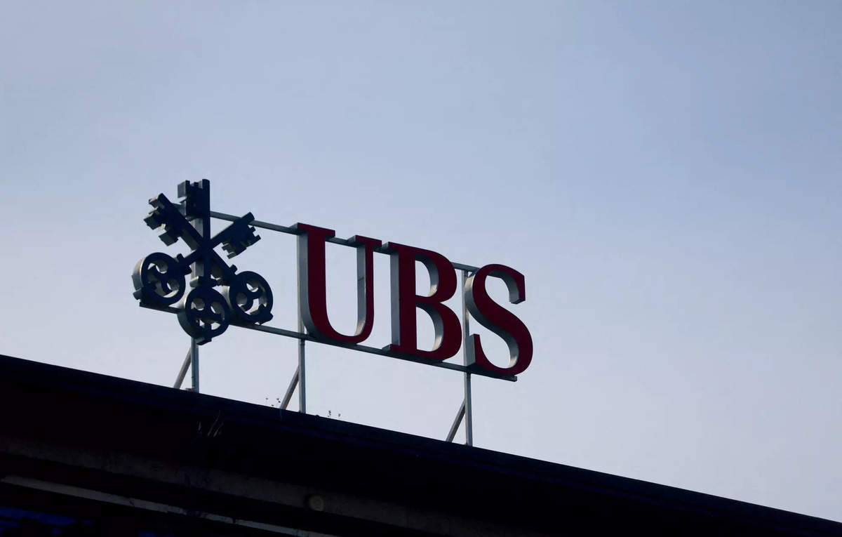 UBS CEO says job cuts in Switzerland to start in late 2024 – ETHRWorld