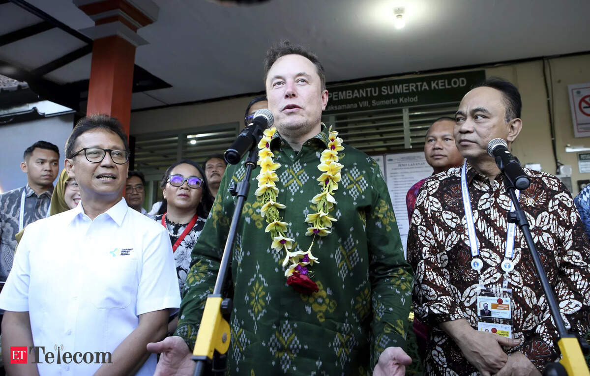 Musk arrives in Indonesia's Bali for planned Starlink launch, Telecom News, ET Telecom - Vimarsana News