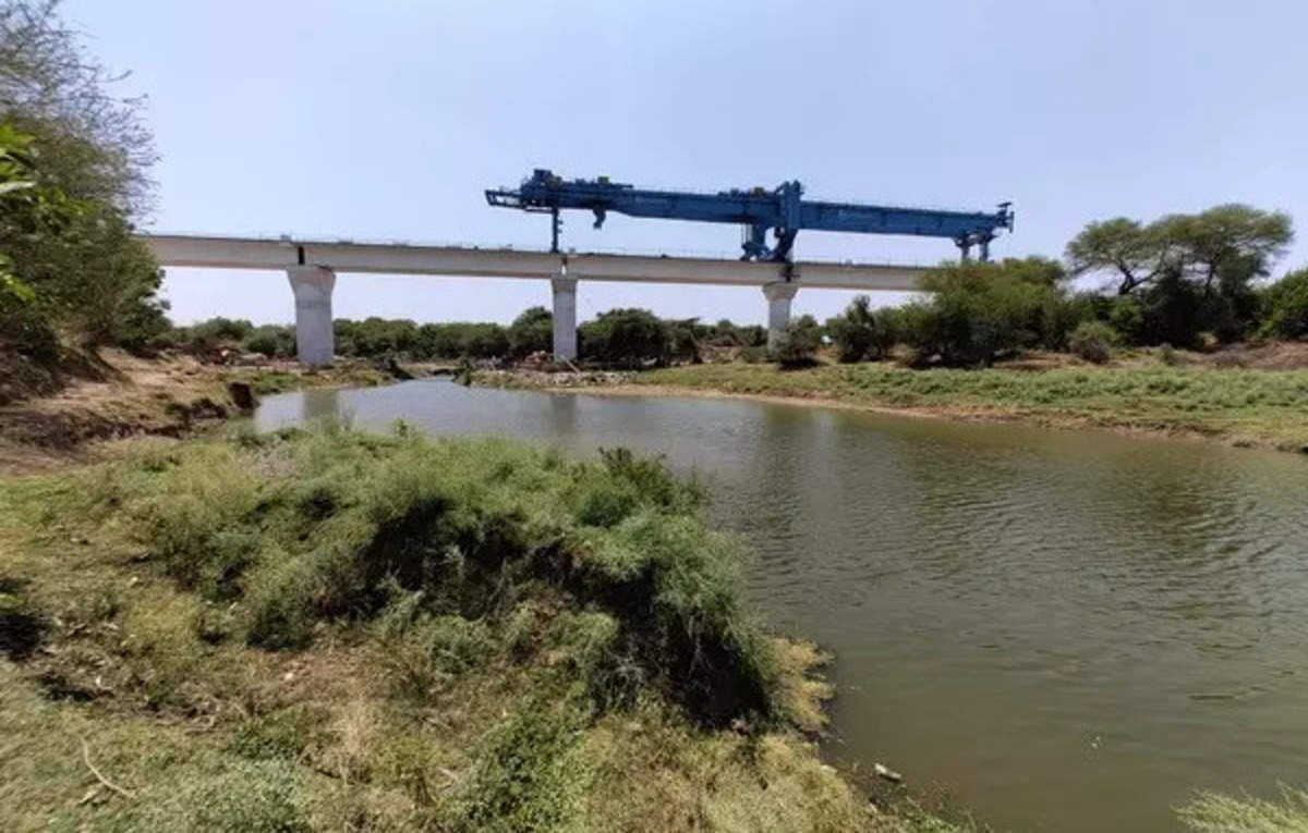 Construction of Dhadhar river bridge for Mumbai-Ahmedabad Bullet Train ...