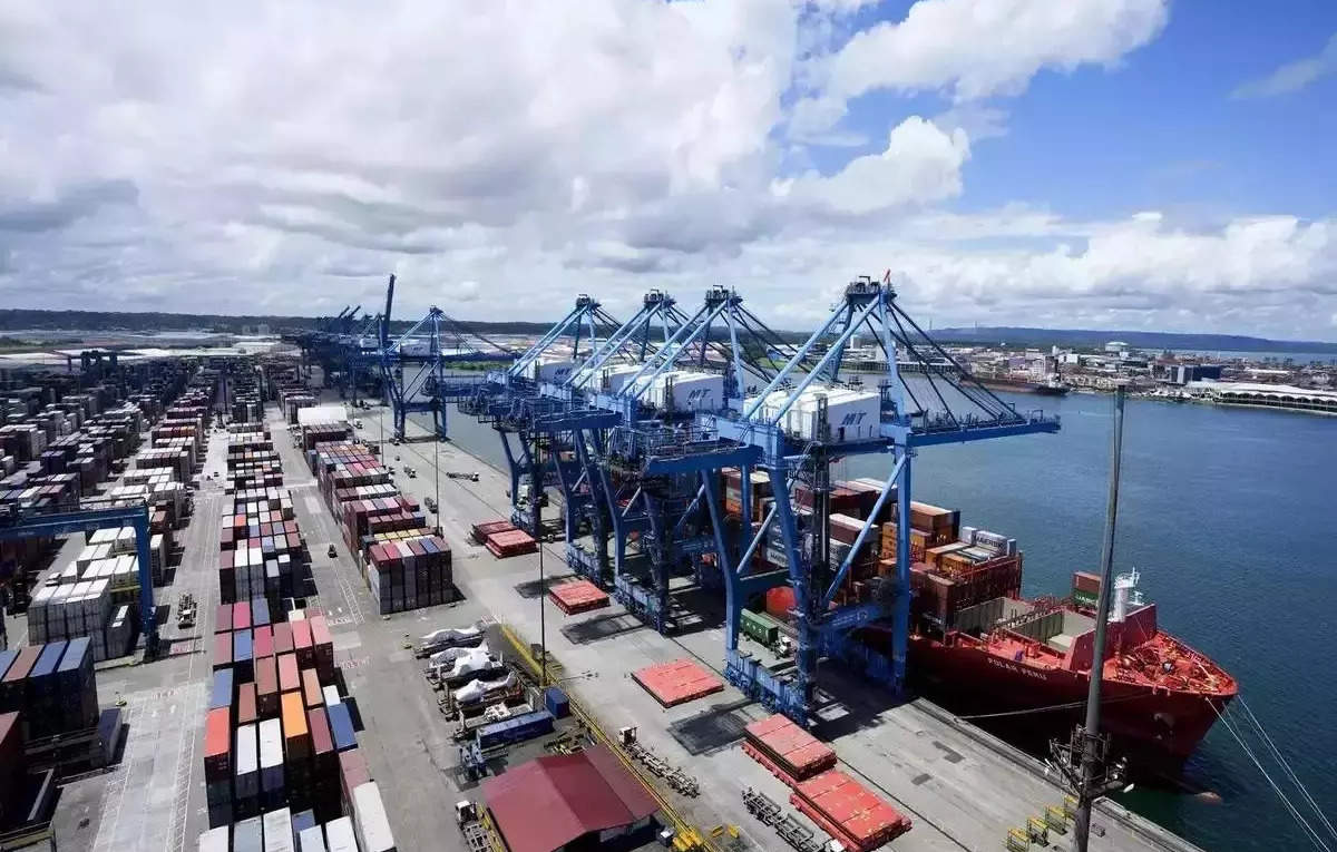 Singapore’s port congestion is showing signs of abating, Infra News, ET ...