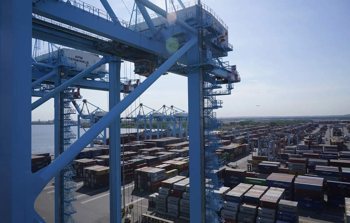 Cargo carriers fear port strike will paralyse half of US trade – ET Infra