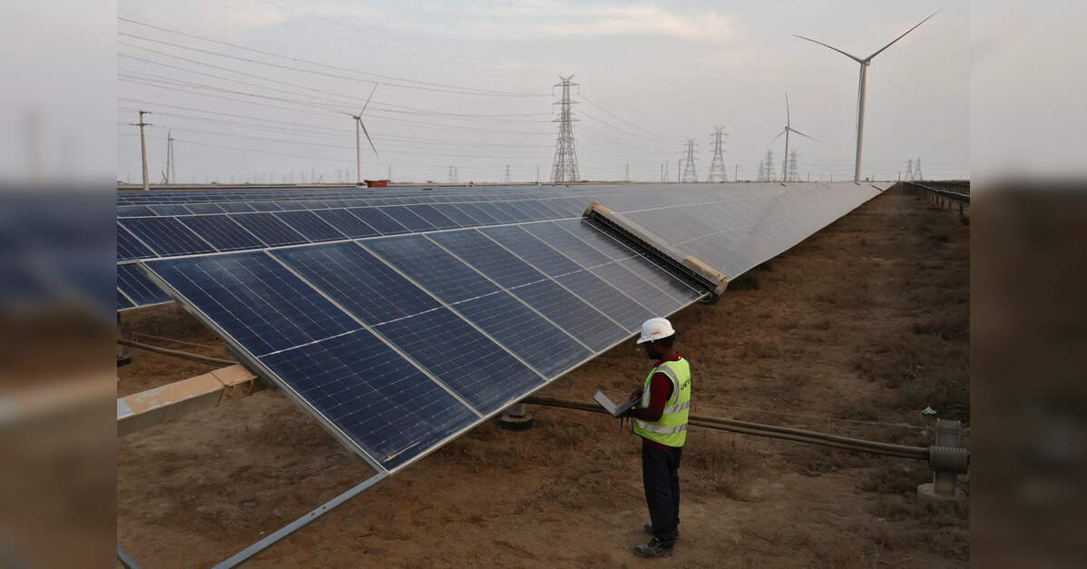 India Clean Energy: Skills shortage hobbles India's clean energy ...