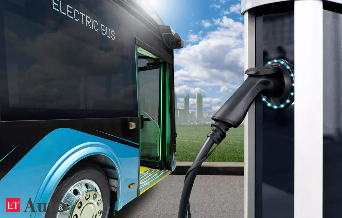 Switch Mobility rolls out EiV12 and E1 low floor electric city buses ...