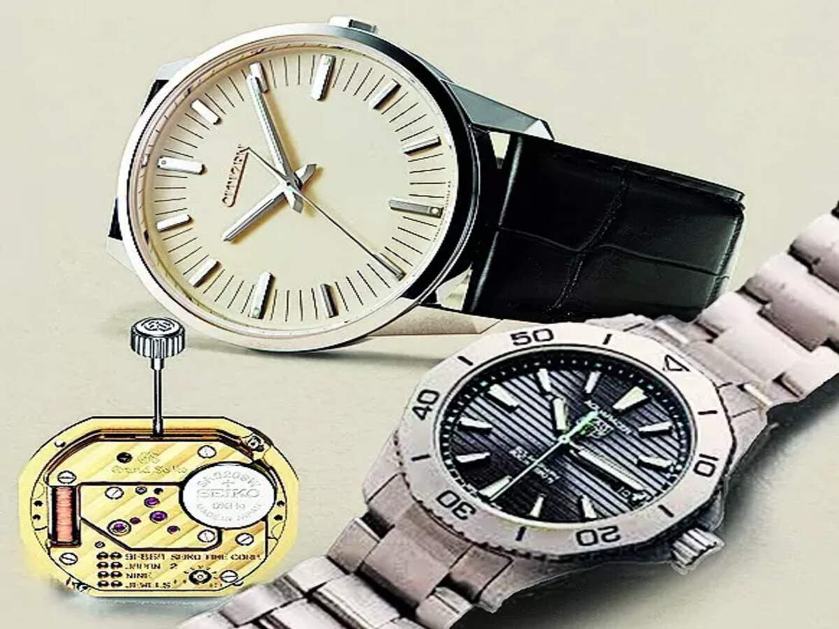 Buy GUCCI G-Timeless Watch - Timeless Dial Stainless Steel Sapphire Glass  Quartz 27MM Swiss Watch Watch Brand, turquoise (turquoise blue), Bracelet  Type at Amazon.in
