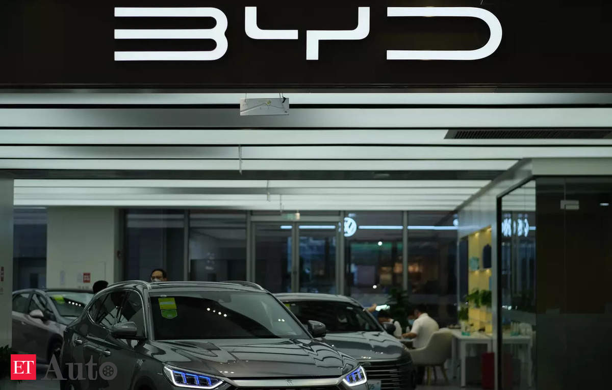 BYD China: BYD brought hundreds of Chinese workers to Brazil on ...