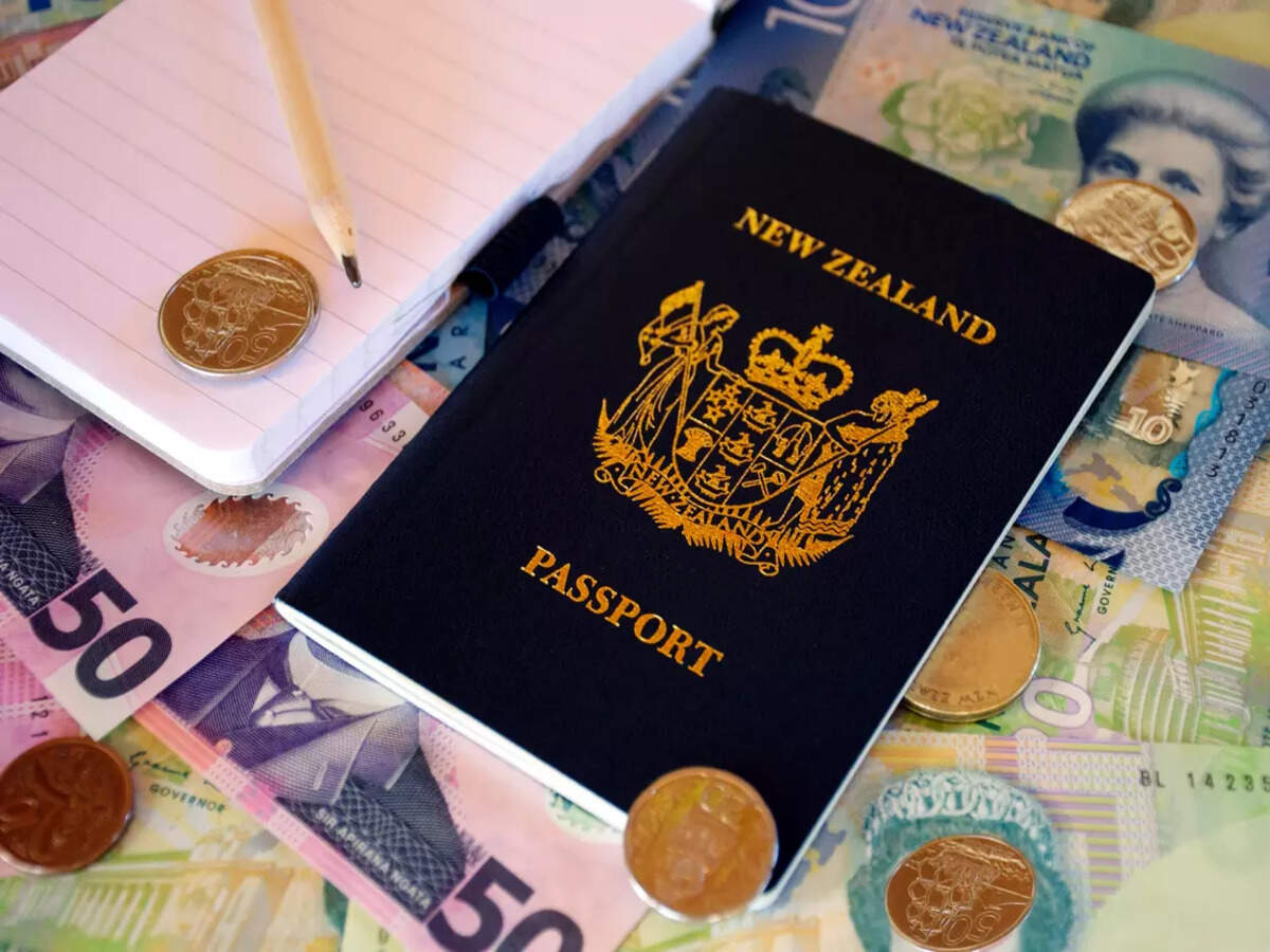 New Zealand Golden Visa: New Zealand changes 'Golden Visa' to lure wealthy  migrants, ETTravelWorld