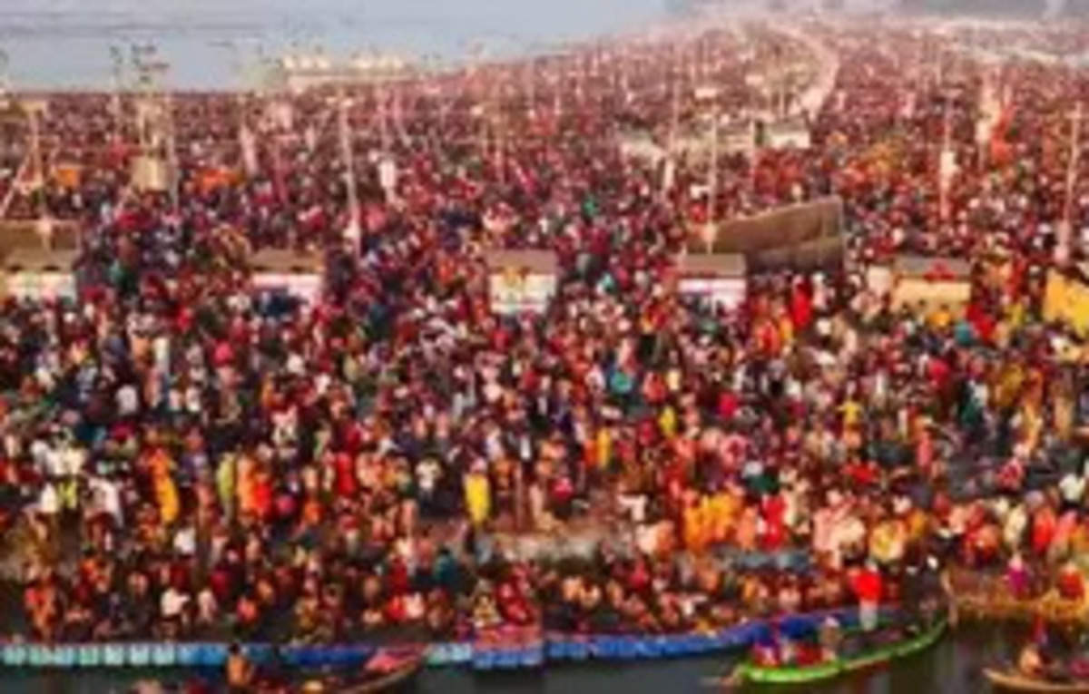 Millions flock to Maha Kumbh for Maghi Purnima 'snan', CM Yogi Adityanath monitors from Lucknow