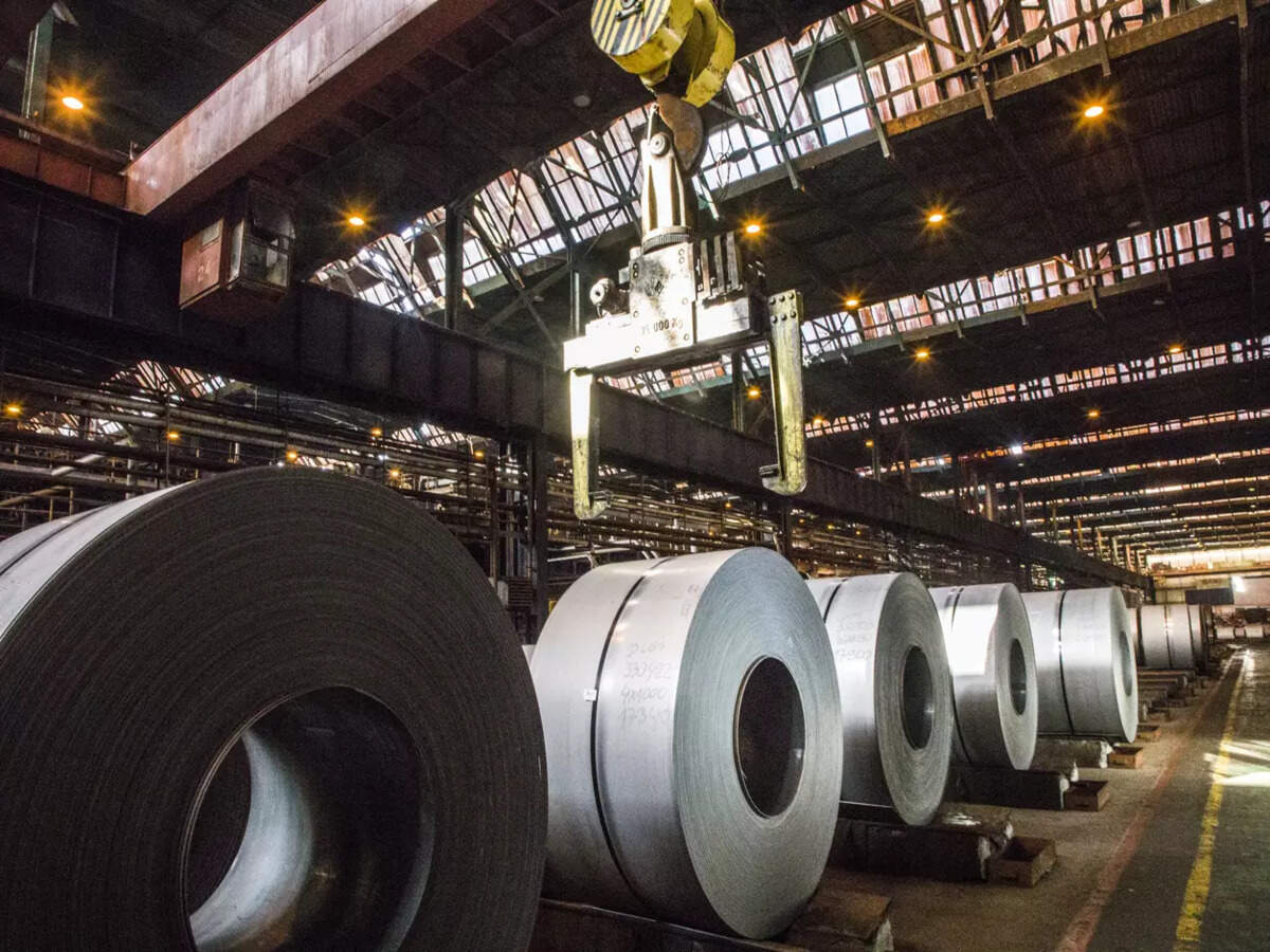China Crude Steel Output Cut: China to continue crude steel output  regulation in 2025, ETInfra