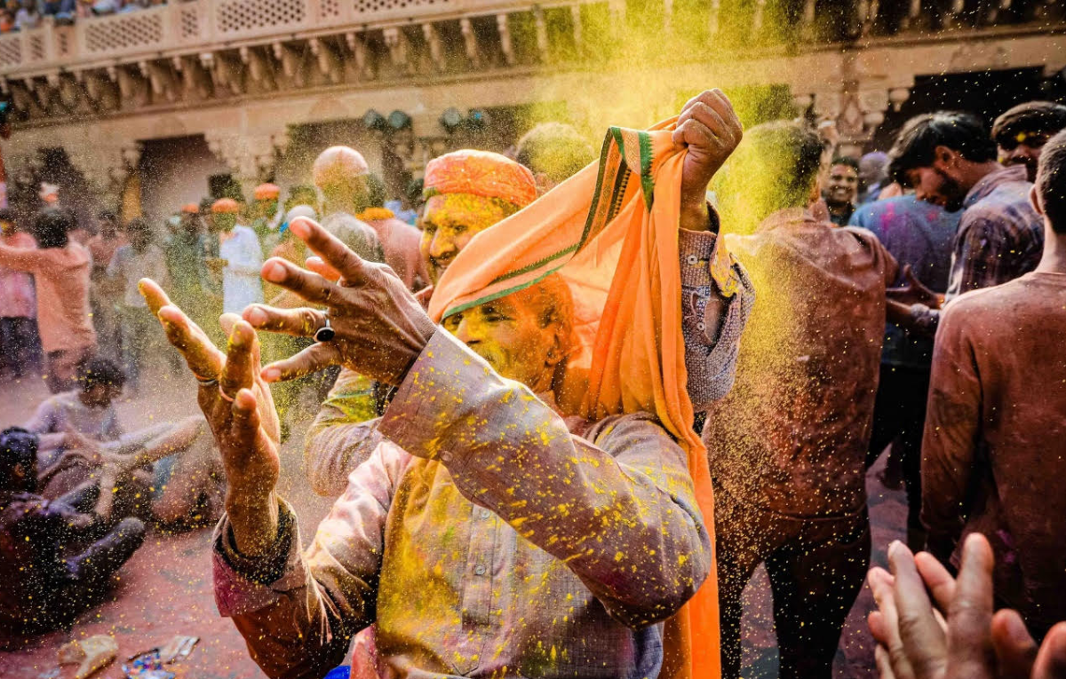 holi in vrindavan