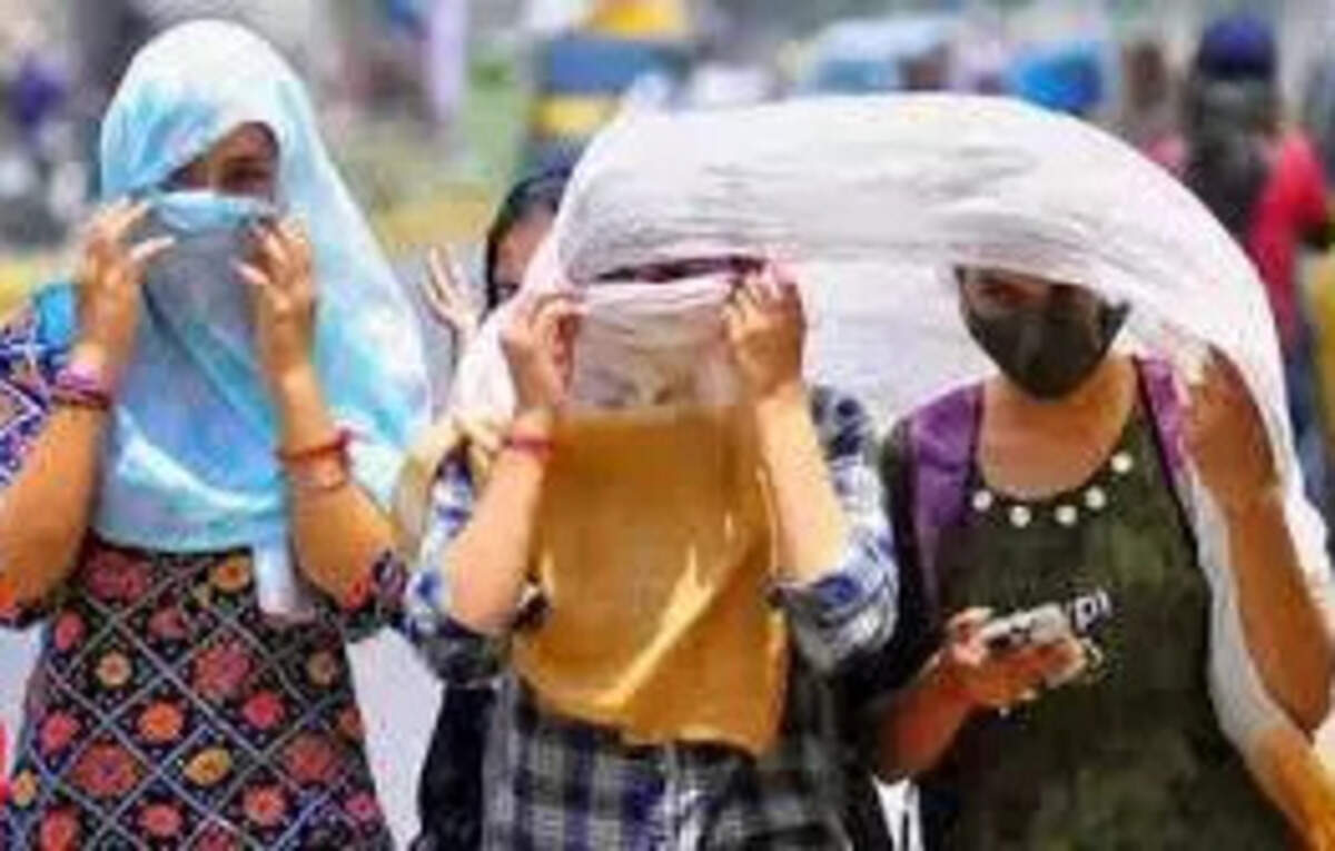 India's heatwaves worsening, but no one knows how many dying