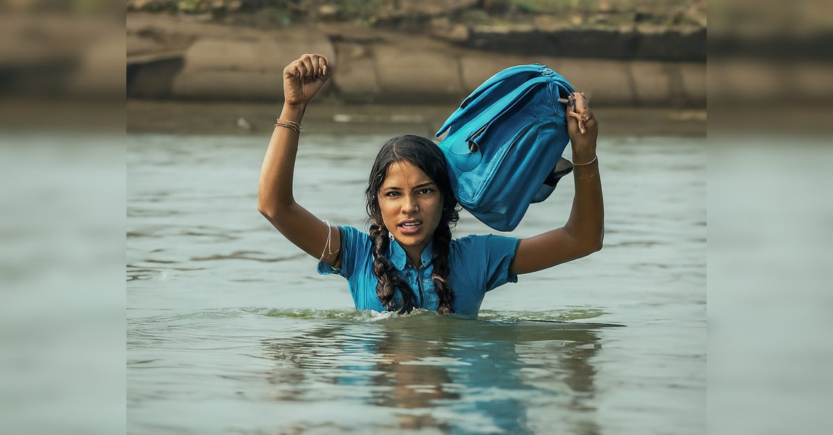 Jharkhand girl swims to school after bridge collapse 