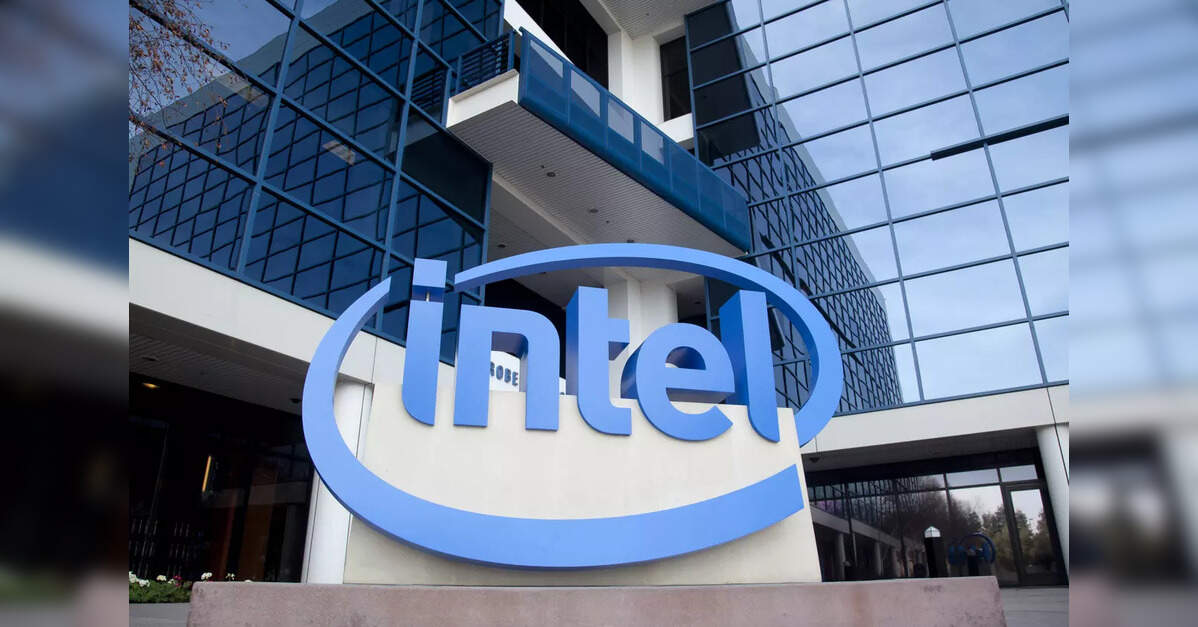 Intel's three senior executives to retire amid manufacturing shake up