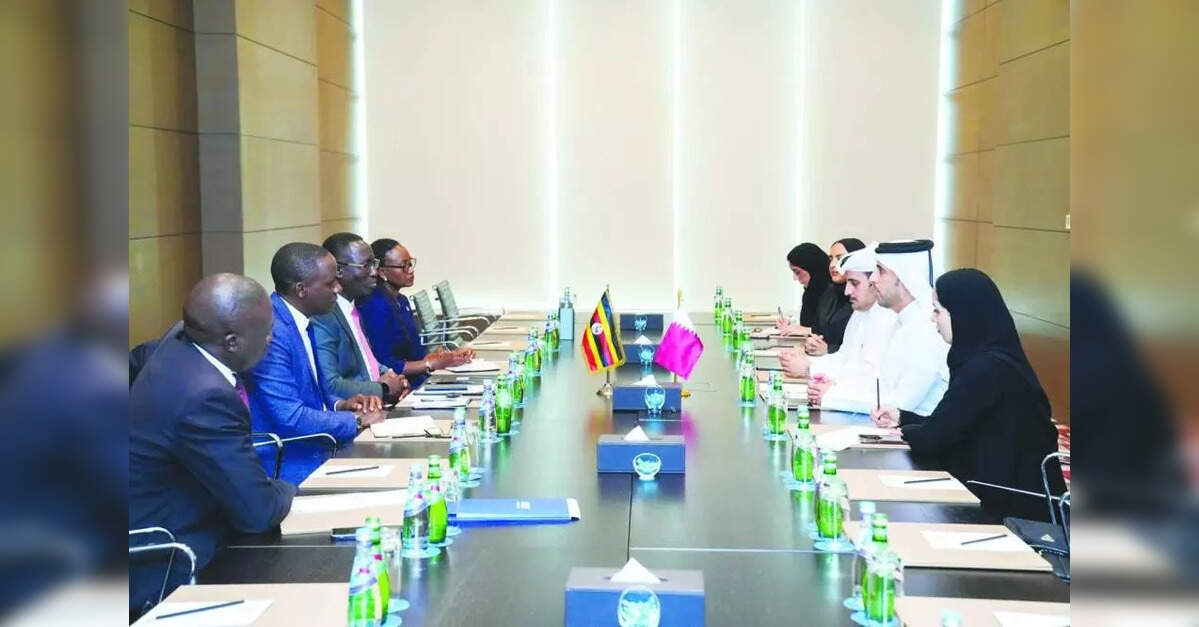 Qatar, Uganda discuss ways to enhance labour cooperation
