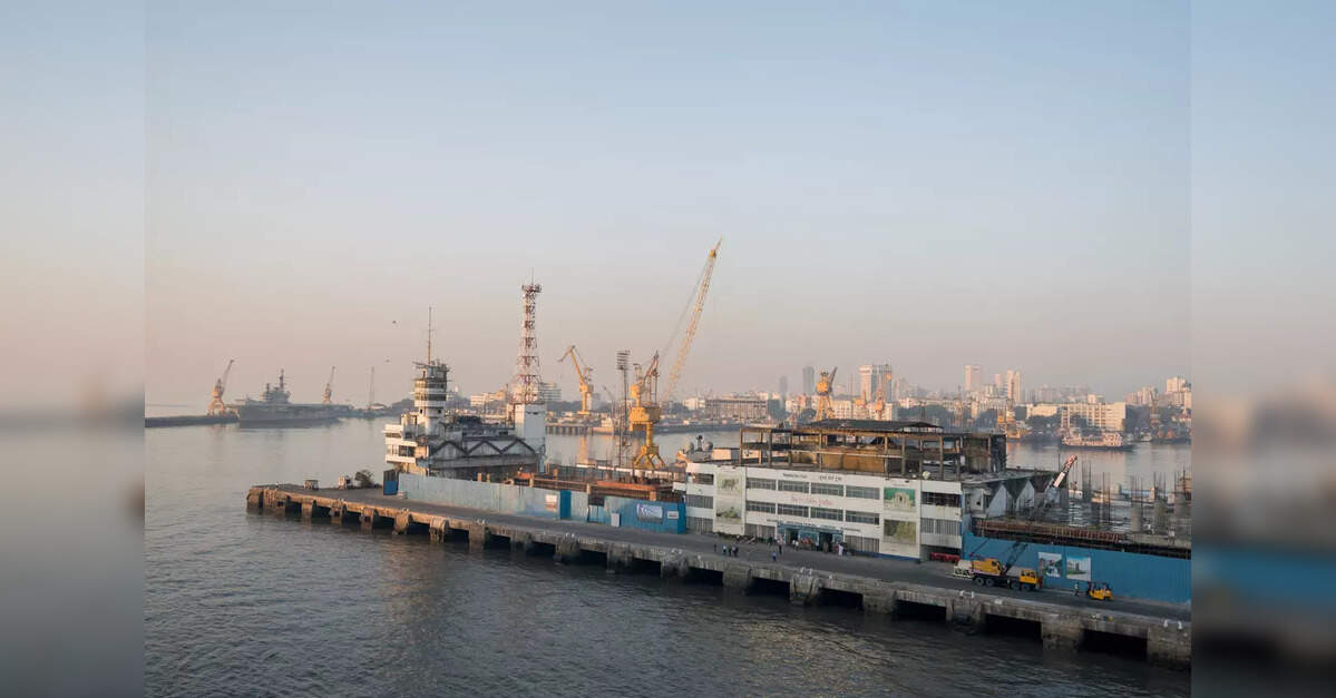 Cochin Shipyard shares jump 3% after securing ₹200 crore work order ...
