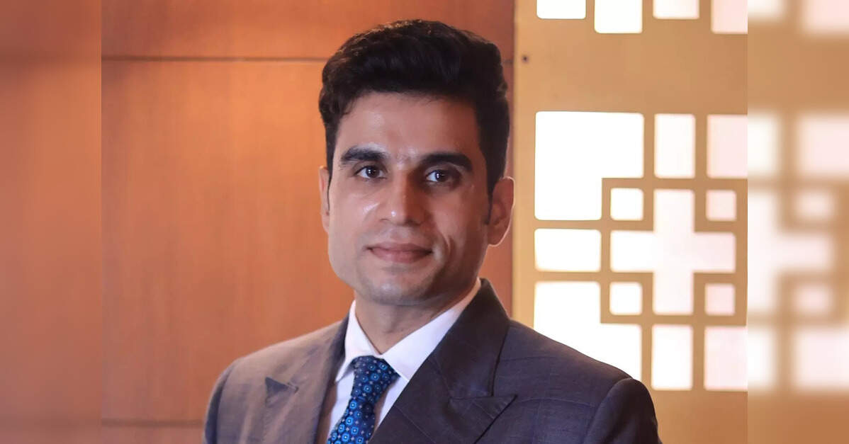 Himanshu Sahni appointed director of catering sales, Holiday Inn New Delhi Mayur Vihar Noida