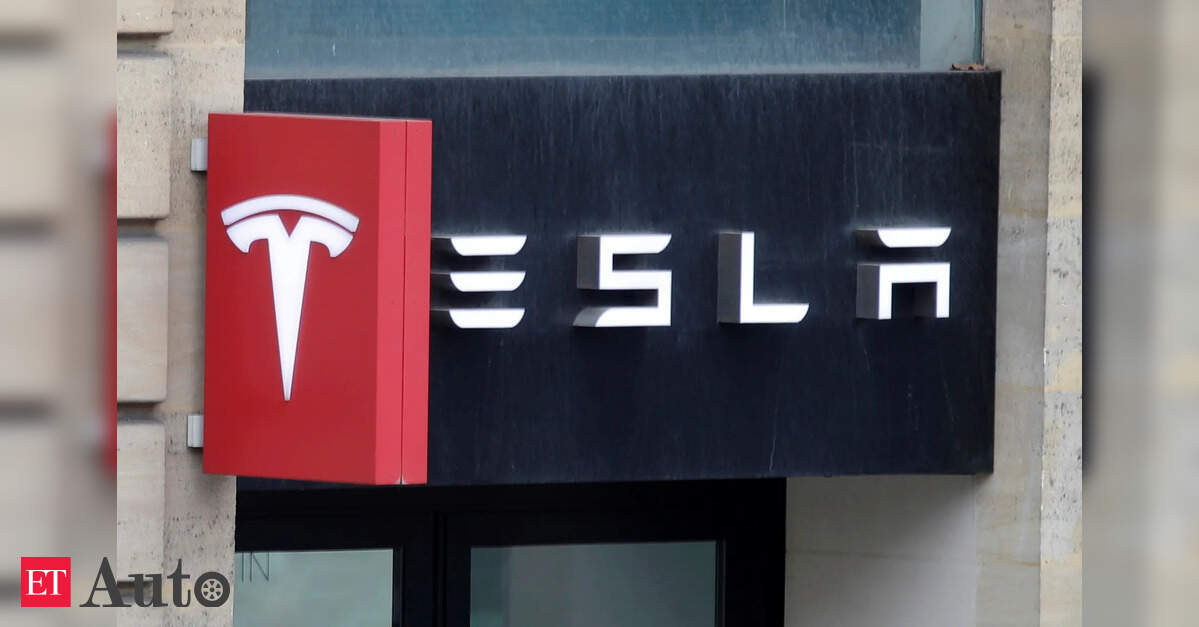 Tesla increases lease prices as US EV tax credit expires
