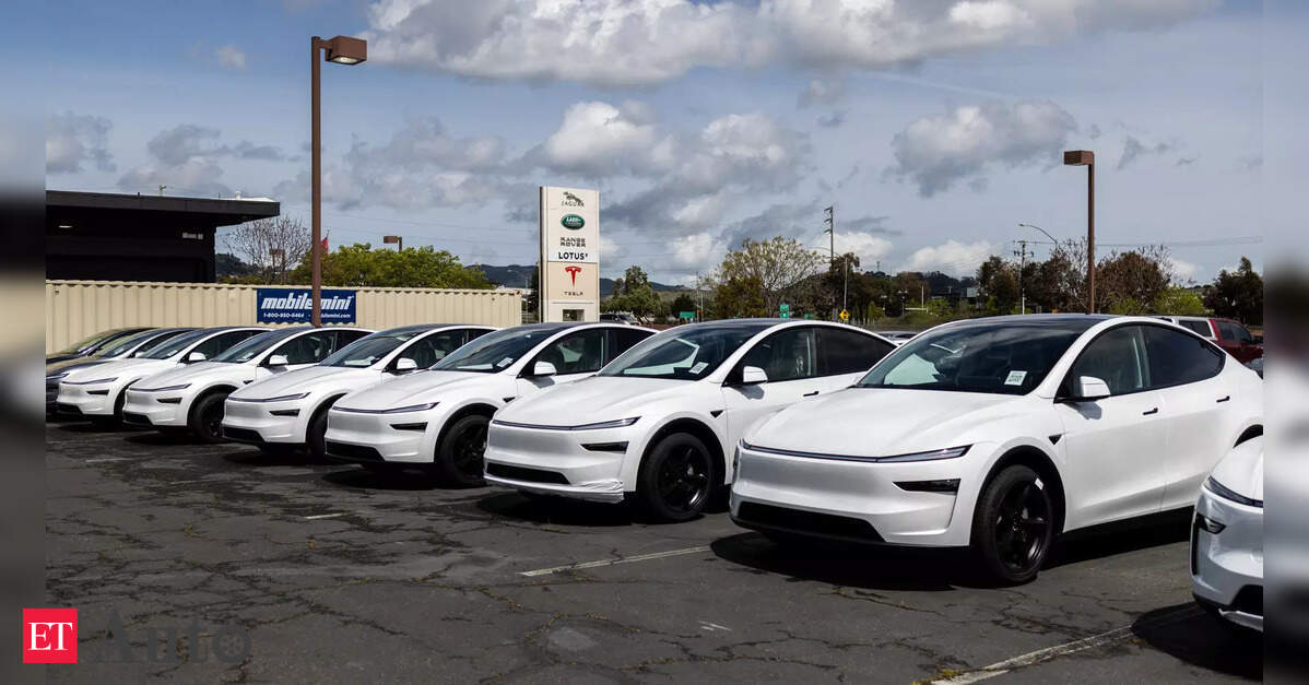 Tesla car sales lifted by end of US electric auto tax credit