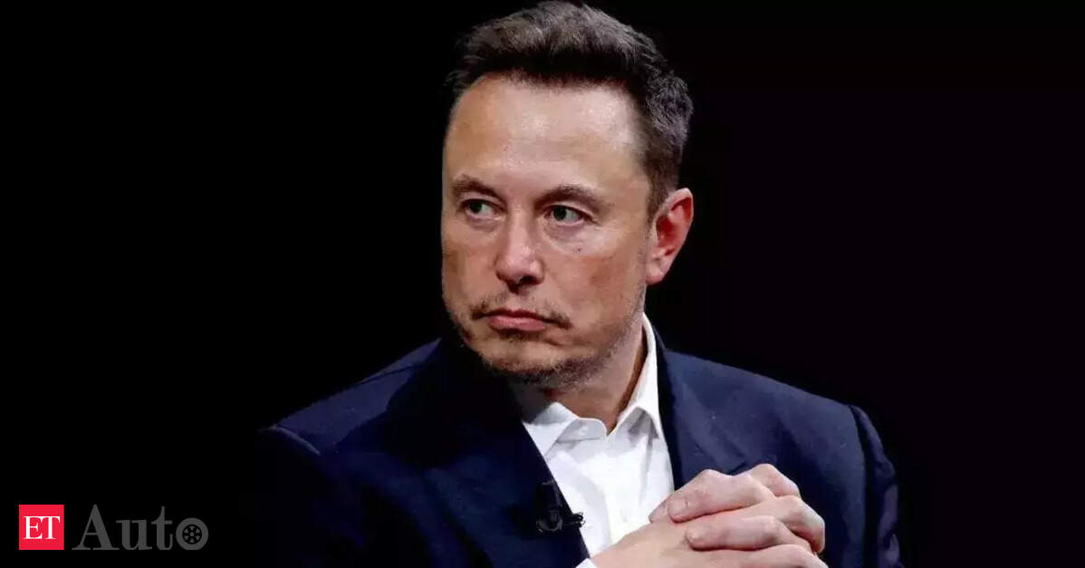 <div>Elon Musk's $1 trillion pay plan faces pushback from investors, state officials</div>