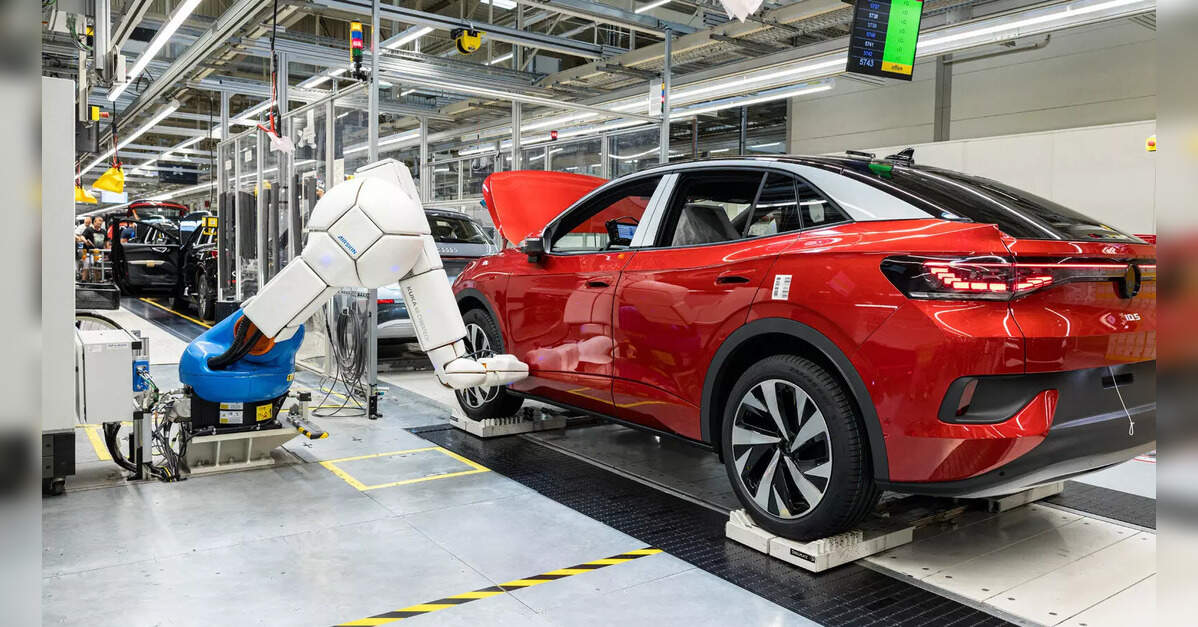 Volkswagen Temporary Plant Closures: Volkswagen prepares staff for