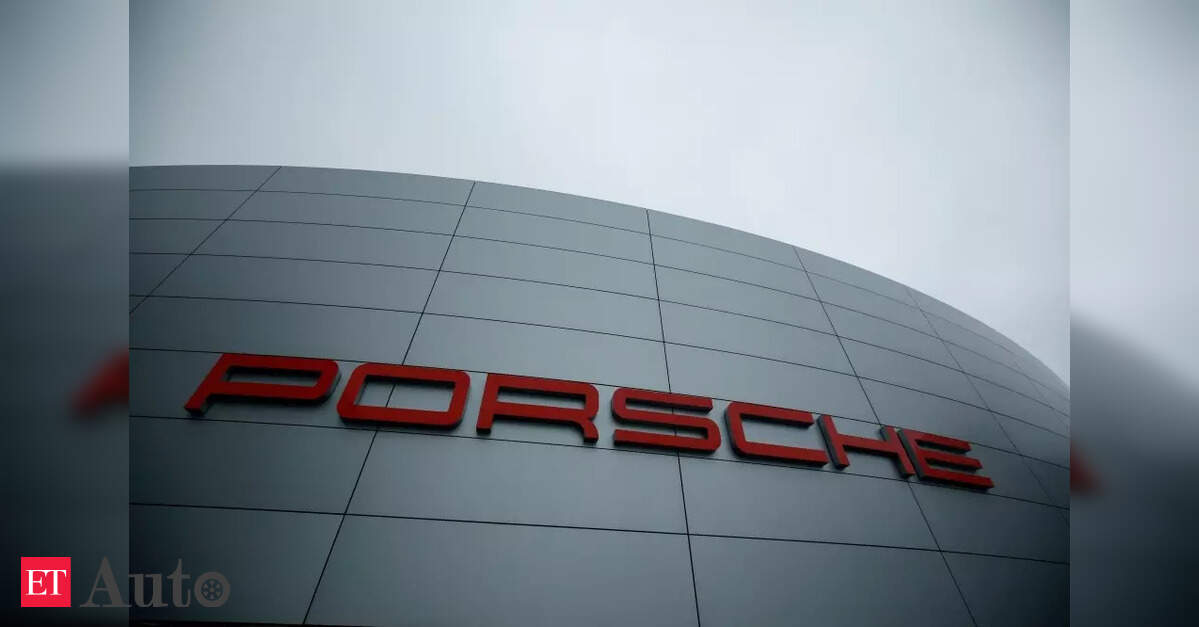 Porsche loses almost one billion euros on shift back to petrol Porsche loses almost one billion euros on shift back to petrol