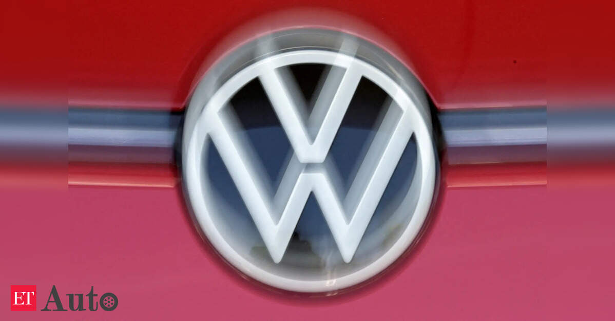 Volkswagen posts 1 bn-euro loss on tariffs, Porsche woes Volkswagen posts 1 bn-euro loss on tariffs, Porsche woes