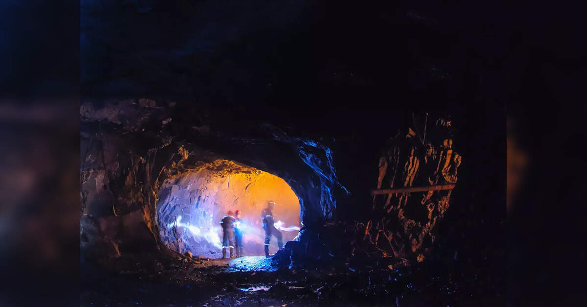 UMPESL, Poland's InfraDeep Consortium ink pact to boost underground mining technology