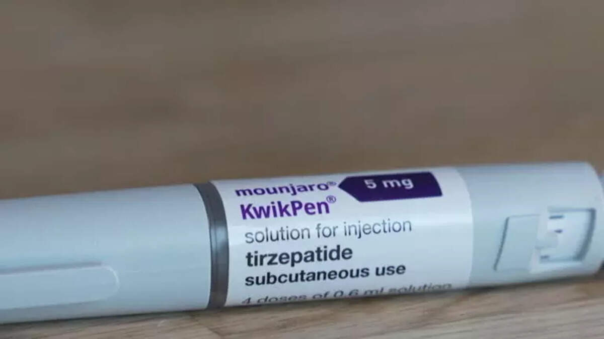 tirzepatide philippines Everyone’s asking about — the so-called ‘next-gen’ weight loss drug. But is it already available in the Philippines? 🇵🇭 Here’s what you need to know 👇 #Tirzepatide #WeightLoss Tirzepatide