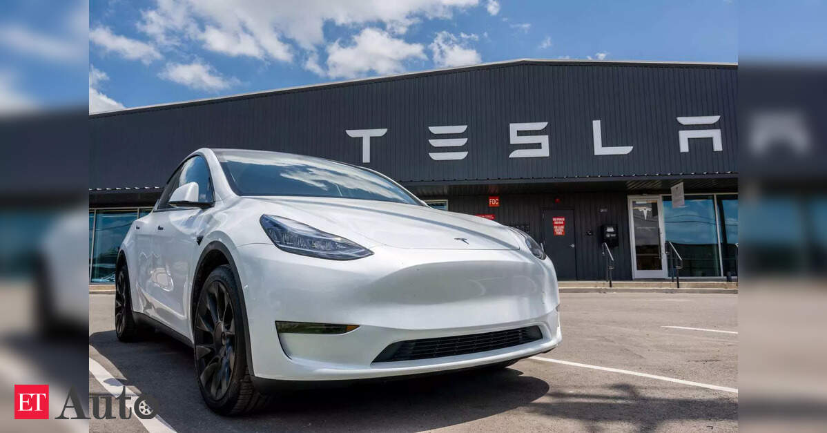 <div>Tesla's UK car sales halve in October, New Automotive data shows</div>
