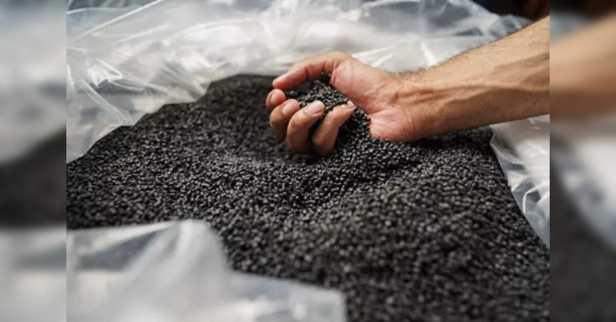 Public health of Indians at risk due to substandard imports of PVC resin from China: Report