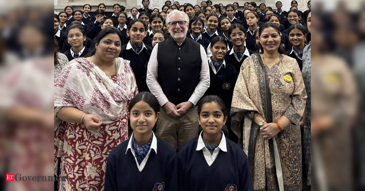 India–Ireland friendship deepens as Ambassador Kelly delivers Crofts Lecture at Scindia Research Centre, Gwalior