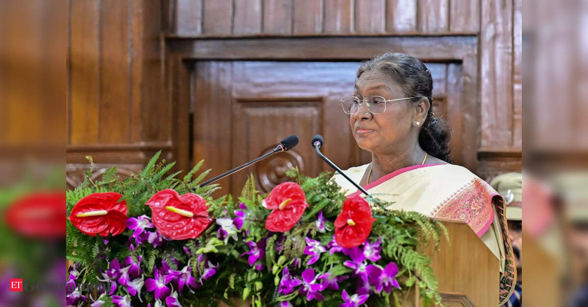 16th Finance Comm submits reports to President Murmu; to be tabled in Winter Session of Parliament