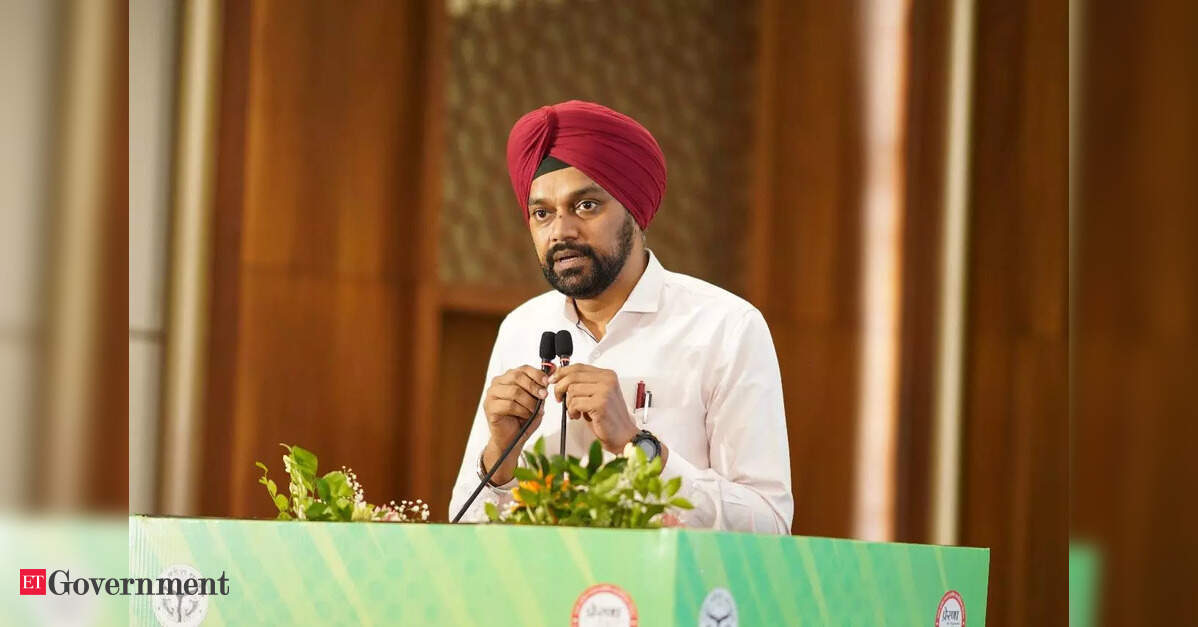 UP crosses 1 GW solar rooftop capacity under PM Surya Ghar scheme