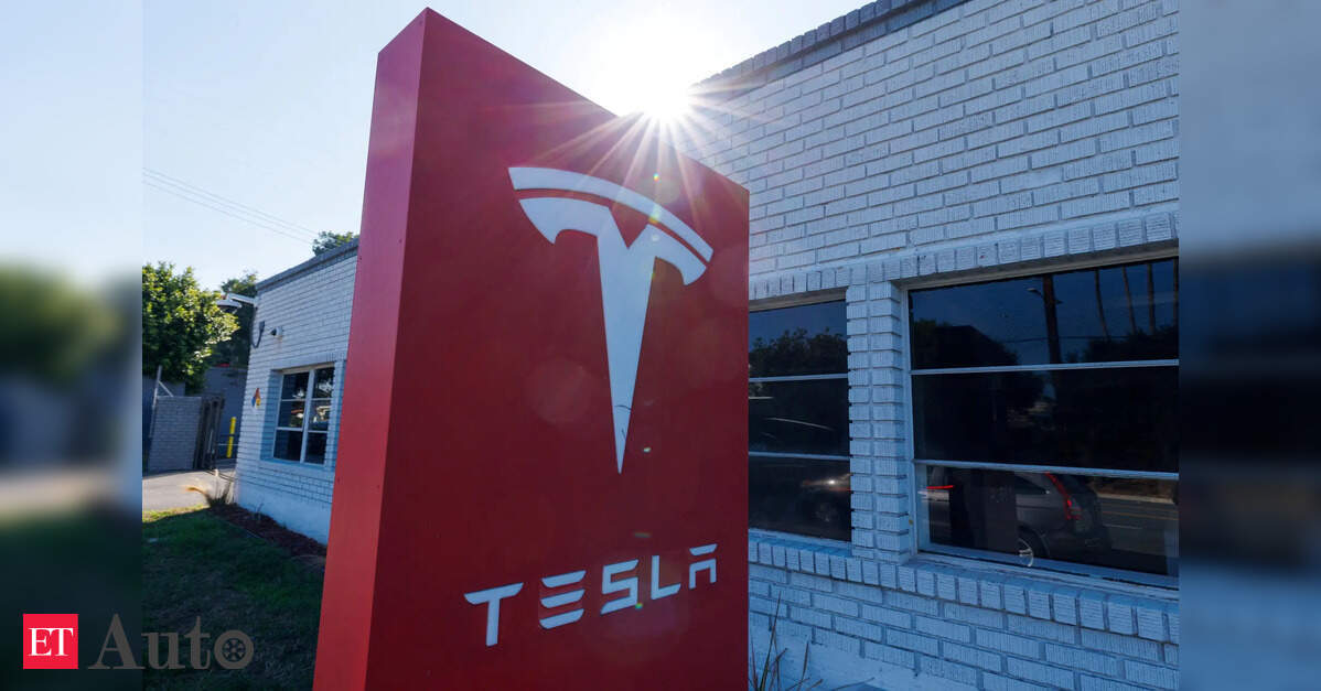 <div>'Big Short' investor Burry targets Tesla after slamming AI valuations</div>