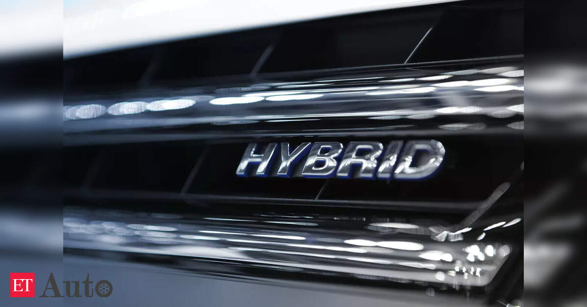Hybrids help sustain US clean car demand despite subsidy cuts: Maguire