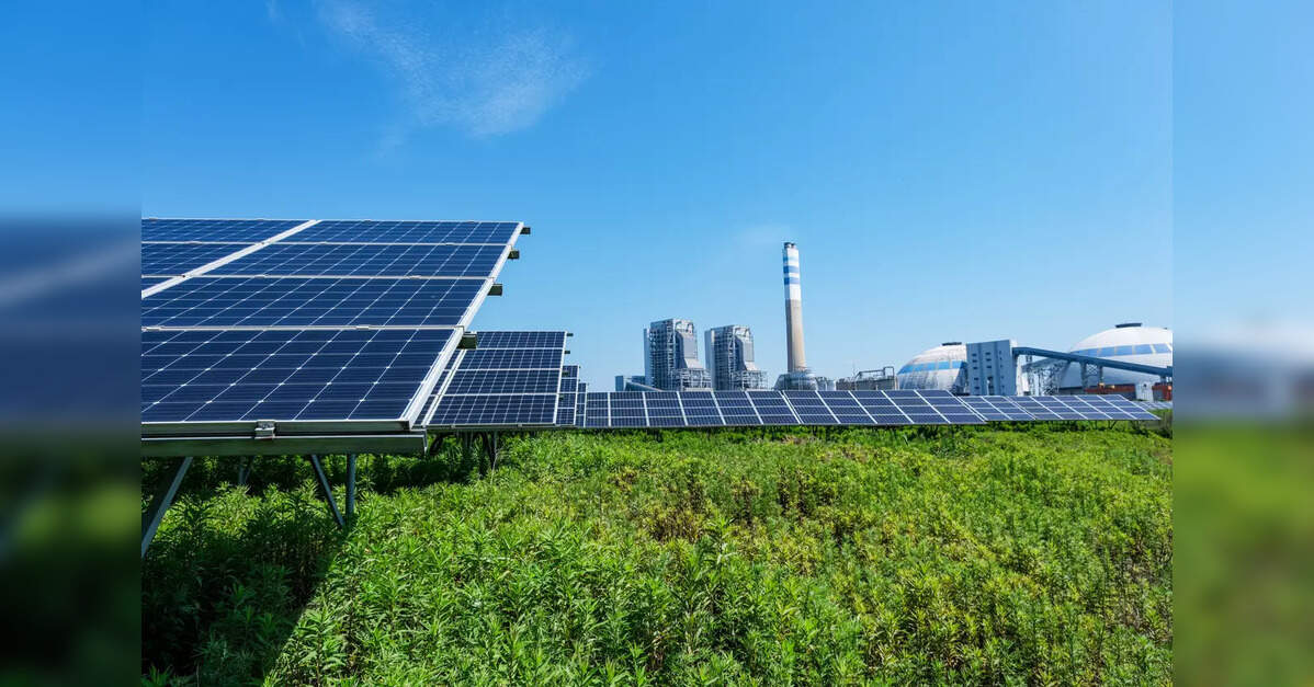 Maharashtra to be first state to set up power firm dedicated to farmers: CM Fadnavis