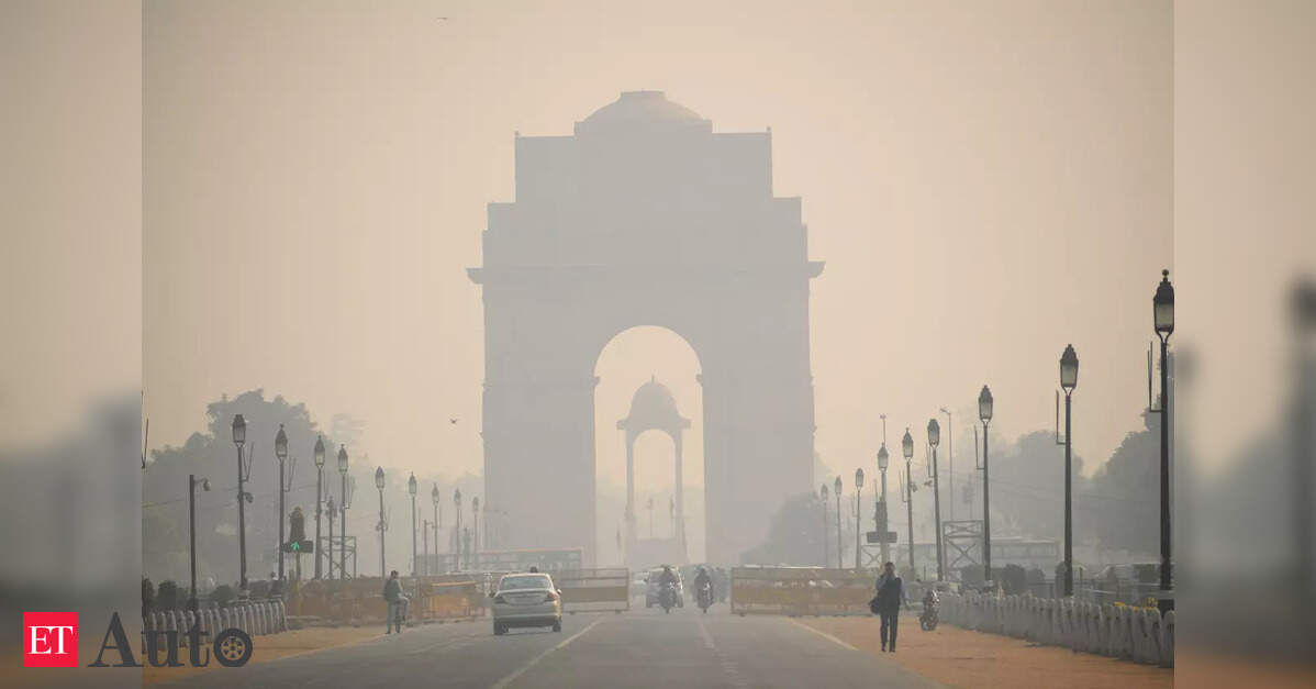 Delhi govt constitutes expert committee to combat capital's hazardous air